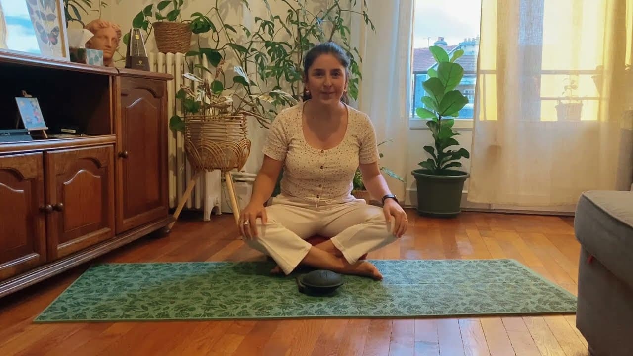 Yoga doux pour la respiration et la mobilité de la colonne vertébrale